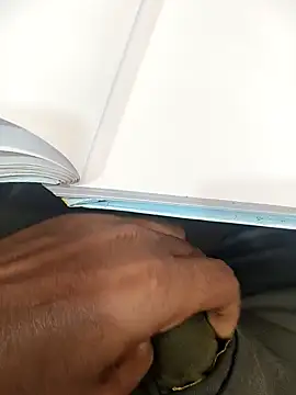 Snapshot of hotboy43339 chatting on 12-14-25, 08:52 hotboy43339 online show from 12-14-25, 08:52