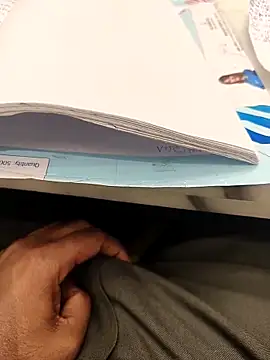 Snapshot of hotboy43339 chatting on 02-03-26, 05:38 hotboy43339 online show from 02-03-26, 05:38