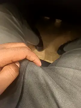 Snapshot of hotboy43339 chatting on 02-12-26, 09:15 hotboy43339 online show from 02-12-26, 09:15