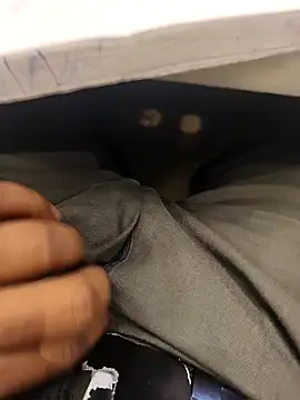 Snapshot of hotboy43339 chatting on 02-20-26, 09:00 hotboy43339 online show from 02-20-26, 09:00