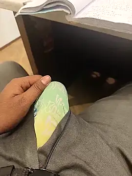 Snapshot of hotboy43339 chatting on 02-25-26, 02:54 hotboy43339 online show from 02-25-26, 02:54