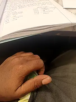 Snapshot of hotboy43339 chatting on 03-05-26, 02:40 hotboy43339 online show from 03-05-26, 02:40