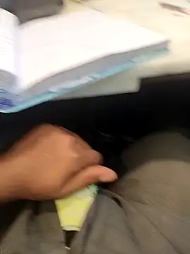 Snapshot of hotboy43339 chatting on 03-13-26, 03:35 hotboy43339 online show from 03-13-26, 03:35