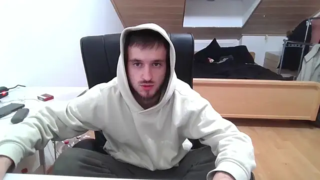 Snapshot of Bez3ybik chatting on 11-12-25, 06:08 Bez3ybik online show from 11-12-25, 06:08