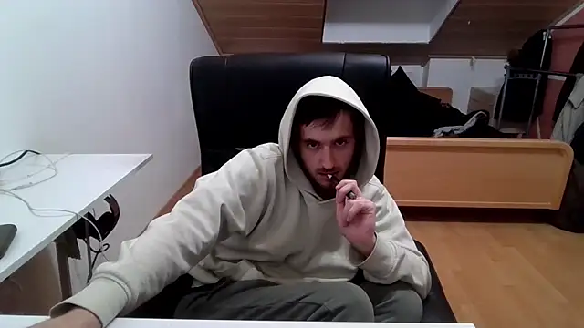 Snapshot of Bez3ybik chatting on 11-17-25, 11:21 Bez3ybik online show from 11-17-25, 11:21