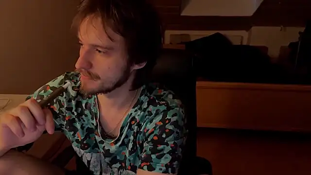 Snapshot of Bez3ybik chatting on 02-26-26, 03:33 Bez3ybik online show from 02-26-26, 03:33