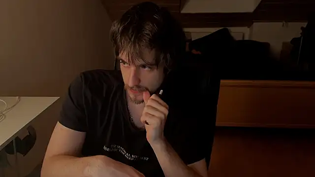 Snapshot of Bez3ybik chatting on 03-01-26, 04:25 Bez3ybik online show from 03-01-26, 04:25