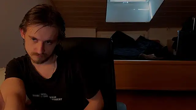 Snapshot of Bez3ybik chatting on 03-04-26, 11:27 Bez3ybik online show from 03-04-26, 11:27