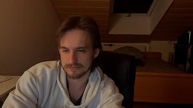 Snapshot of Bez3ybik chatting on 03-20-26, 02:38 Bez3ybik online show from 03-20-26, 02:38