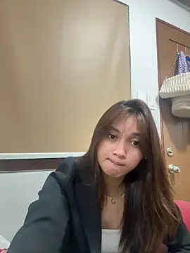 Snapshot of LanySylvia chatting on 10-13-25, 03:45 LanySylvia online show from 10-13-25, 03:45