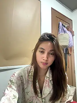 Snapshot of LanySylvia chatting on 10-21-25, 04:08 LanySylvia online show from 10-21-25, 04:08