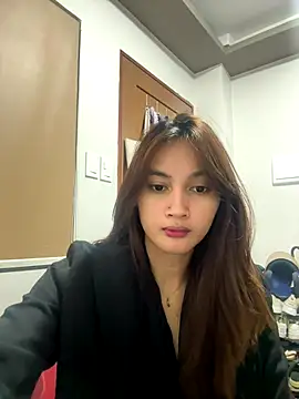 Snapshot of LanySylvia chatting on 11-06-25, 02:29 LanySylvia online show from 11-06-25, 02:29