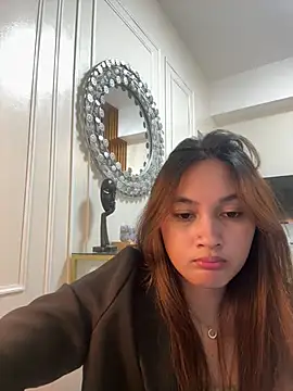 Snapshot of LanySylvia chatting on 01-12-26, 03:39 LanySylvia online show from 01-12-26, 03:39