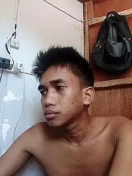 charlie0728 online show from 10-05-25, 12:09