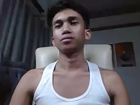 charlie0728 online show from 12-21-25, 02:57