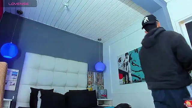 Snapshot of Yiyo10_ chatting on 02-18-26, 05:14 Yiyo10 online show from 02-18-26, 05:14