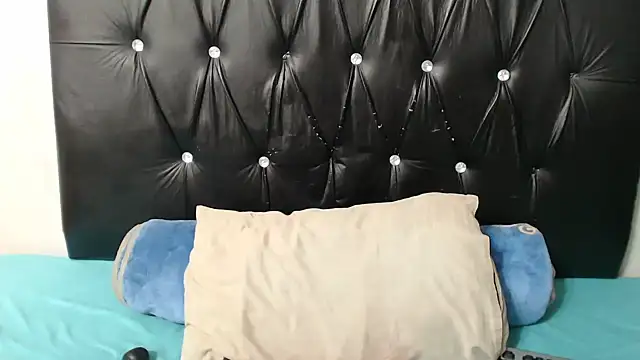 Wild RoseXX online show from 06-15-26, 07:49
