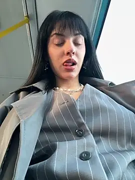 Snapshot of Only_April chatting on 09-10-25, 04:07 Only April online show from 09-10-25, 04:07