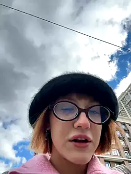 Snapshot of Only_April chatting on 10-02-25, 10:11 Only April online show from 10-02-25, 10:11