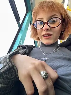 Snapshot of Only_April chatting on 10-03-25, 09:17 Only April online show from 10-03-25, 09:17