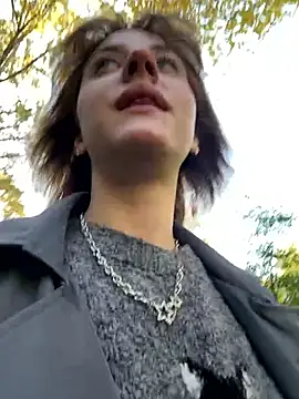 Snapshot of Only_April chatting on 10-09-25, 10:35 Only April online show from 10-09-25, 10:35