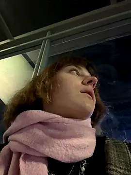 Snapshot of Only_April chatting on 10-17-25, 05:48 Only April online show from 10-17-25, 05:48