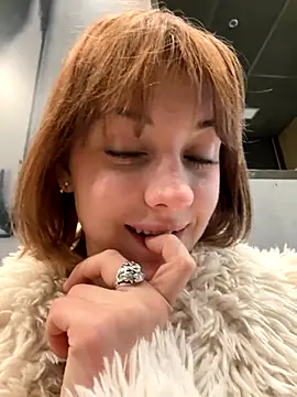 Snapshot of Only_April chatting on 11-27-25, 05:48 Only April online show from 11-27-25, 05:48