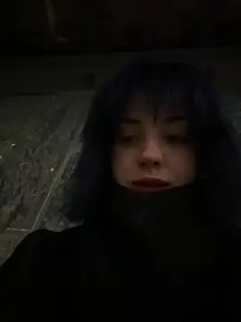 Snapshot of Only_April chatting on 02-25-26, 04:11 Only April online show from 02-25-26, 04:11