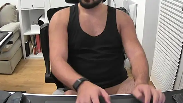 Velvetvoyager69 online show from 11-04-25, 05:56