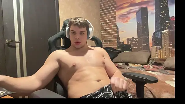 MusclePhantom online show from 01-18-26, 09:07