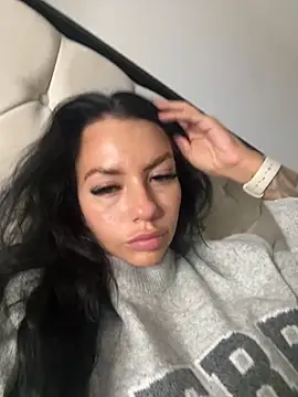 Snapshot of BELLABLACKXUK chatting on 10-30-25, 06:41 BELLABLACKXUK online show from 10-30-25, 06:41