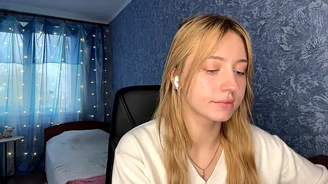 Snapshot of Jetta_Corsacami chatting on 10-09-25, 11:19 Jetta Corsacami online show from 10-09-25, 11:19