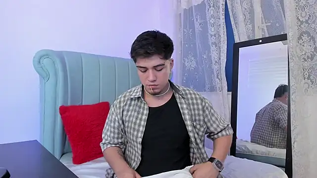 juanmechanic  online show from 11-21-25, 04:55