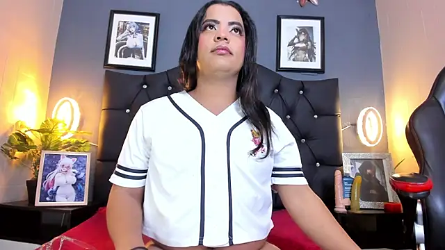 Snapshot of AllisonSpicy chatting on 02-19-26, 04:19 AllisonSpicy online show from 02-19-26, 04:19