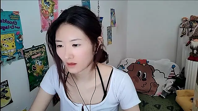 Moonlight-23 online show from 09-27-25, 06:51