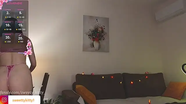 sweettykitty online show from 10-12-25, 03:44
