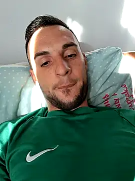 Necunoscutul001 online show from 09-22-25, 06:04