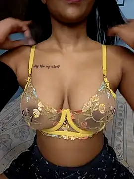 Snapshot of Ema-01 chatting on 11-15-25, 03:30 Ema-01 online show from 11-15-25, 03:30