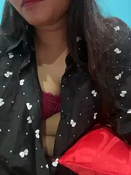 Snapshot of Naughty-Kamini chatting on 09-16-25, 04:41 Naughty-Kamini online show from 09-16-25, 04:41