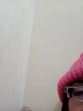 Snapshot of Sondosa3 chatting on 01-11-26, 07:35 Sondosa3 online show from 01-11-26, 07:35