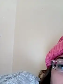 Snapshot of Sondosa3 chatting on 01-11-26, 08:03 Sondosa3 online show from 01-11-26, 08:03