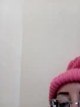 Snapshot of Sondosa3 chatting on 01-13-26, 06:29 Sondosa3 online show from 01-13-26, 06:29