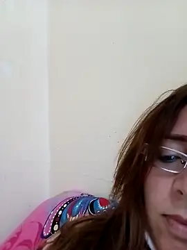 Snapshot of Sondosa3 chatting on 02-27-26, 09:26 Sondosa3 online show from 02-27-26, 09:26