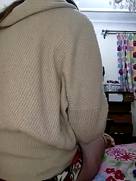 Snapshot of Sondosa3 chatting on 03-07-26, 10:18 Sondosa3 online show from 03-07-26, 10:18