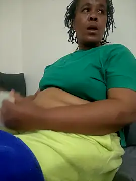 Ebonyboobsmilk online show from 10-21-25, 05:46