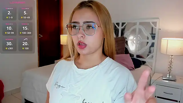 MikaelaStone online show from 11-07-25, 11:21