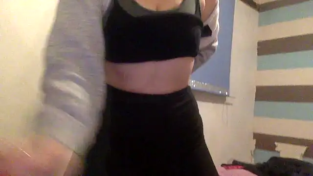 Bellababexox online show from 10-24-25, 05:48