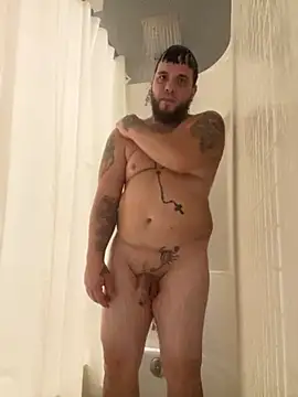 LuisBellaco online show from 10-28-25, 03:54