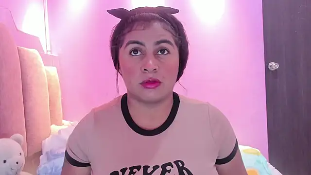 AndreaSweet2 online show from 11-17-25, 08:03