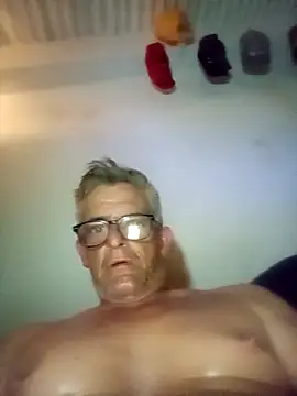 Snapshot of CPTCOCK chatting on 10-21-25, 09:26 CPTCOCK online show from 10-21-25, 09:26